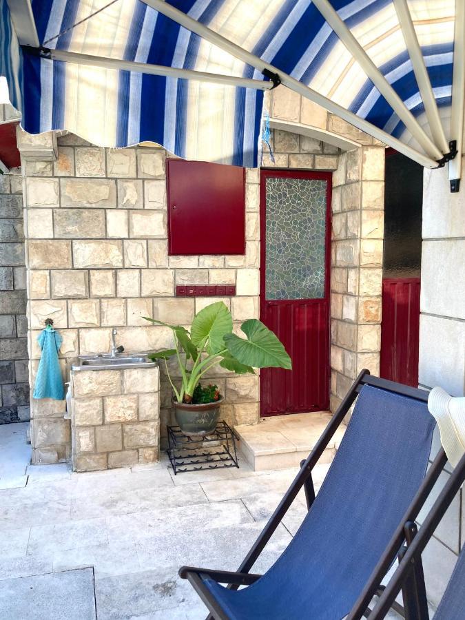 Guest House Vila Eli Herceg Novi Eksteriør billede