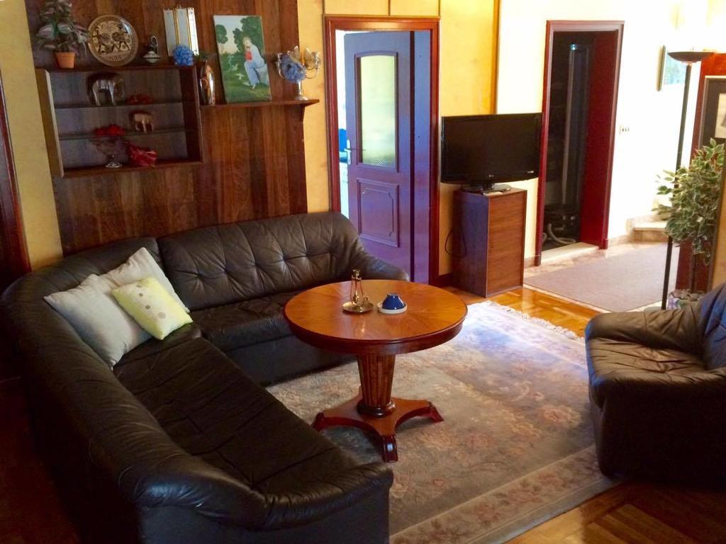 Guest House Vila Eli Herceg Novi Eksteriør billede
